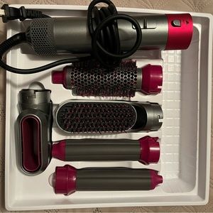 Airstyle Pro Model with attachments!
